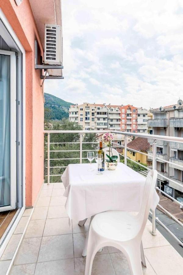 Apartmani Franeta Будва Екстериор снимка
