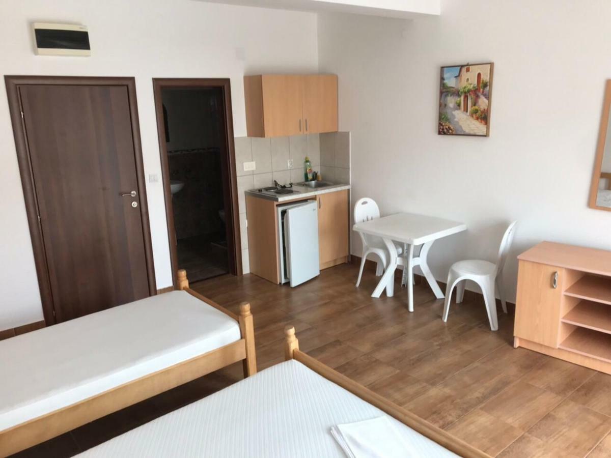 Apartmani Franeta Будва Екстериор снимка