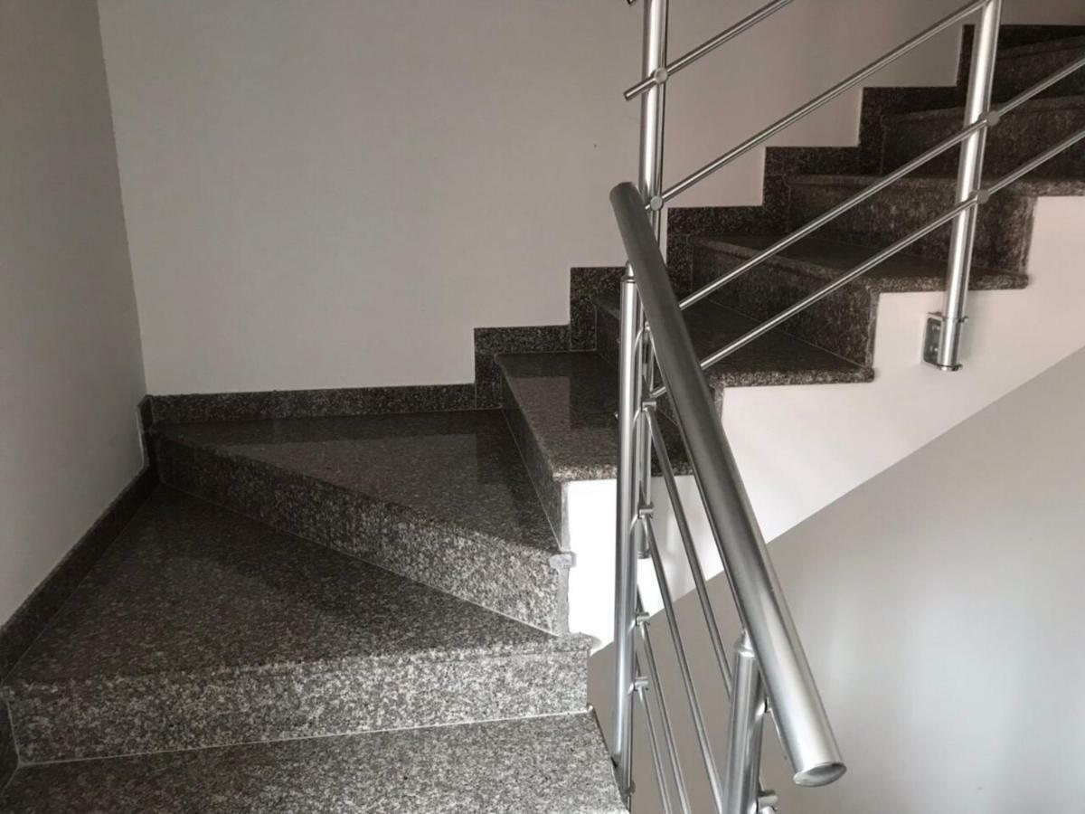 Apartmani Franeta Будва Екстериор снимка